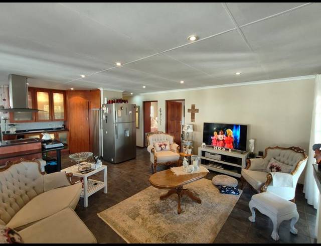 2 BEDROOM HOUSE FOR SALE IN DENEYSVILLE